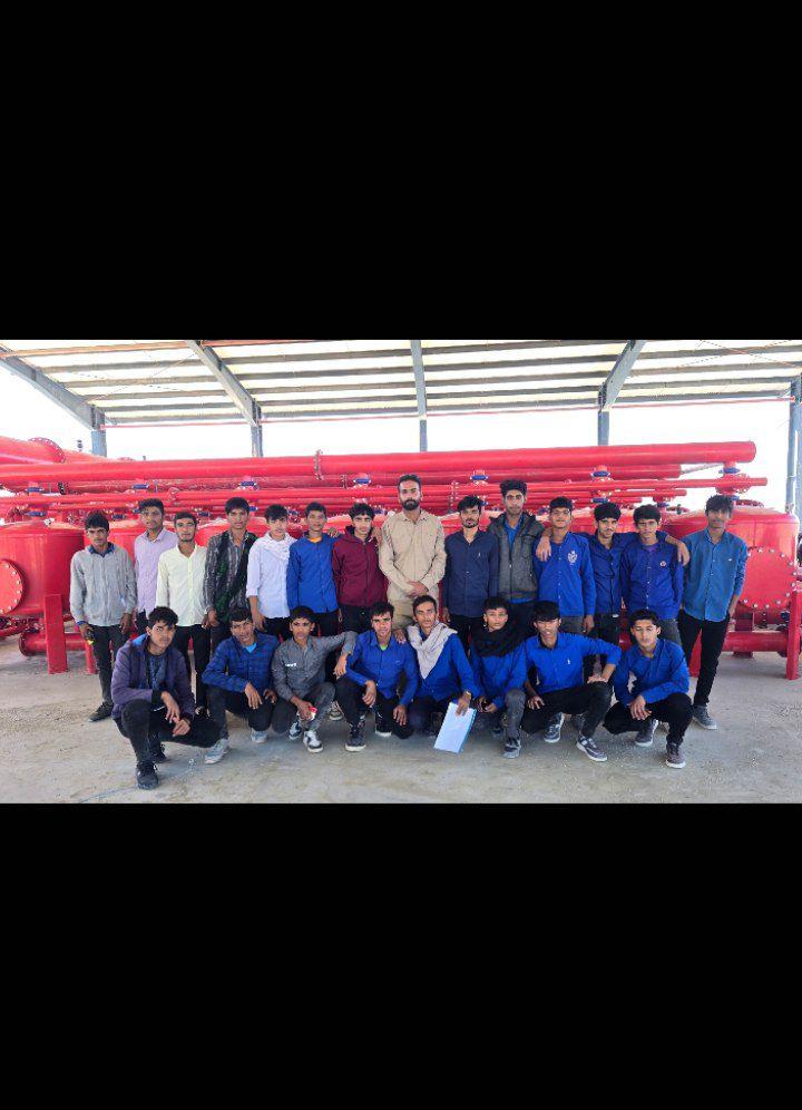 بازدید آموزشی از دشت ماهان؛ تجربه‌ای متفاوت برای دانش‌آموزان هنرستان فرهنگ ماهان